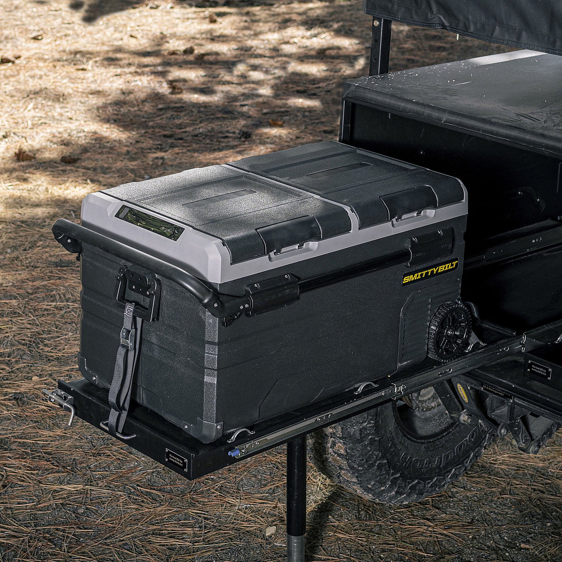 Smittybilt Waypoint Dual Zone 75L Fridge & Freezer with Chargeable Battery - Recon Recovery