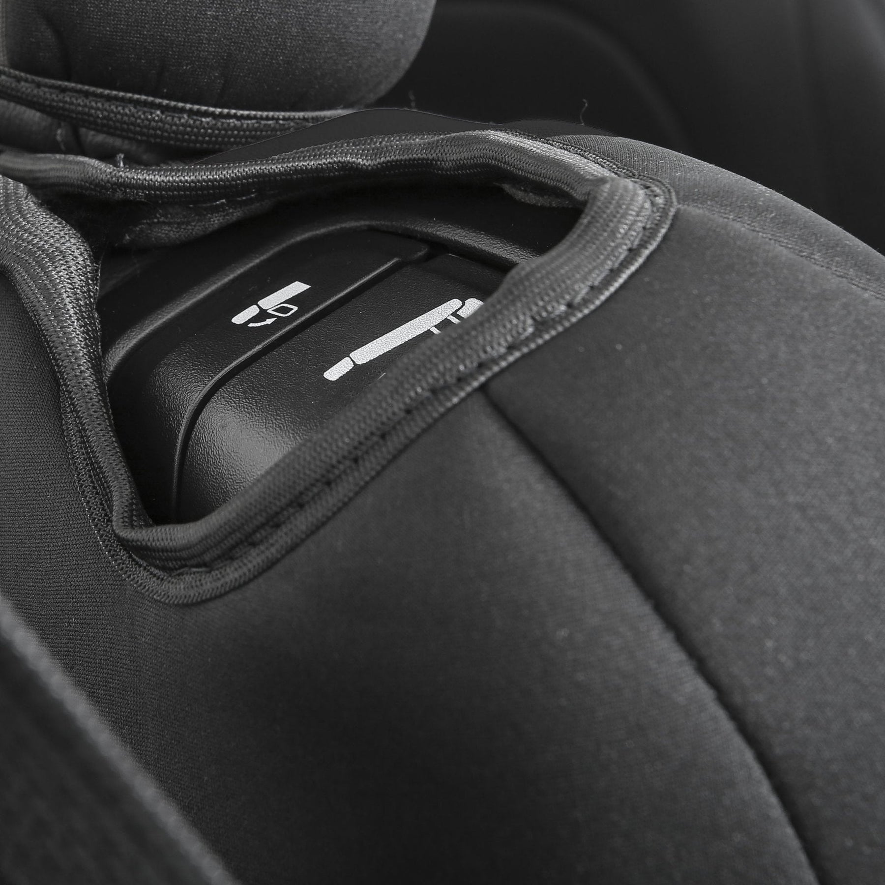 Smittybilt Black Neoprene Seat Cover Set Front & Rear For 2018-2025 Jeep Wrangler JL- Recon Recovery