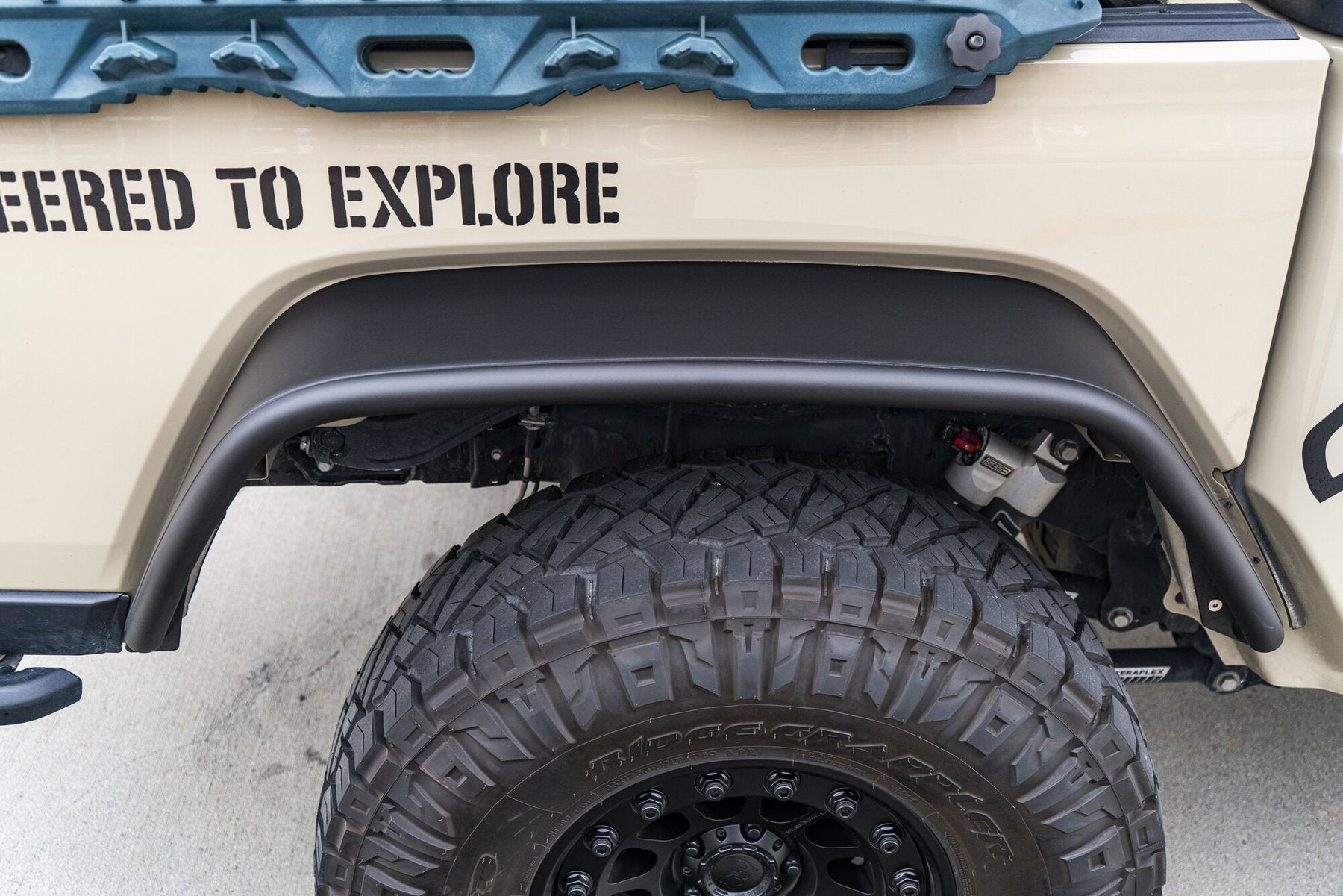 Smittybilt Rear XRC Tube Fender Pair For 2018-2026 Jeep Wrangler JL - Recon Recovery